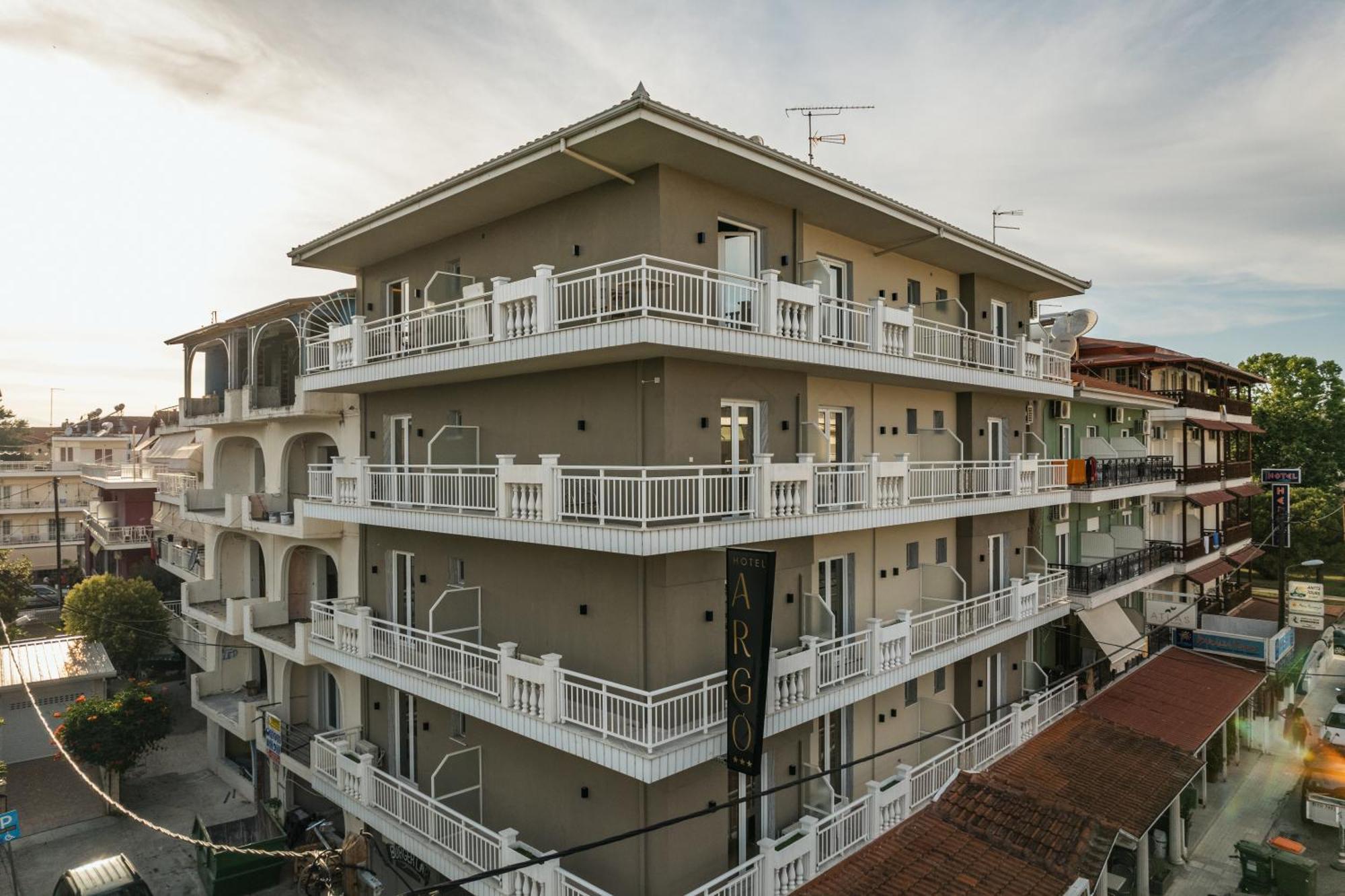 Hotel Argo Paralía Екстериор снимка