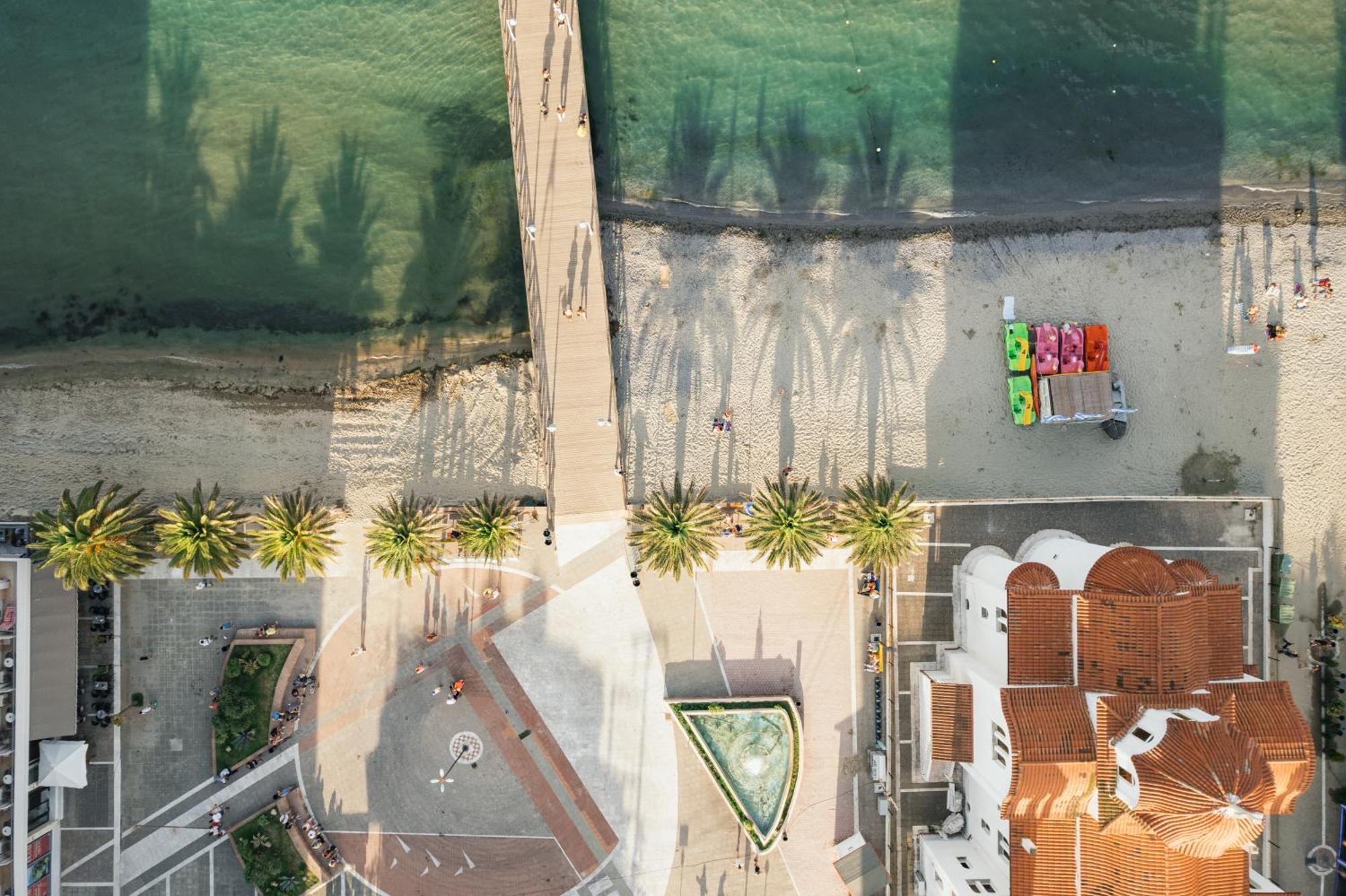 Hotel Argo Paralía Екстериор снимка